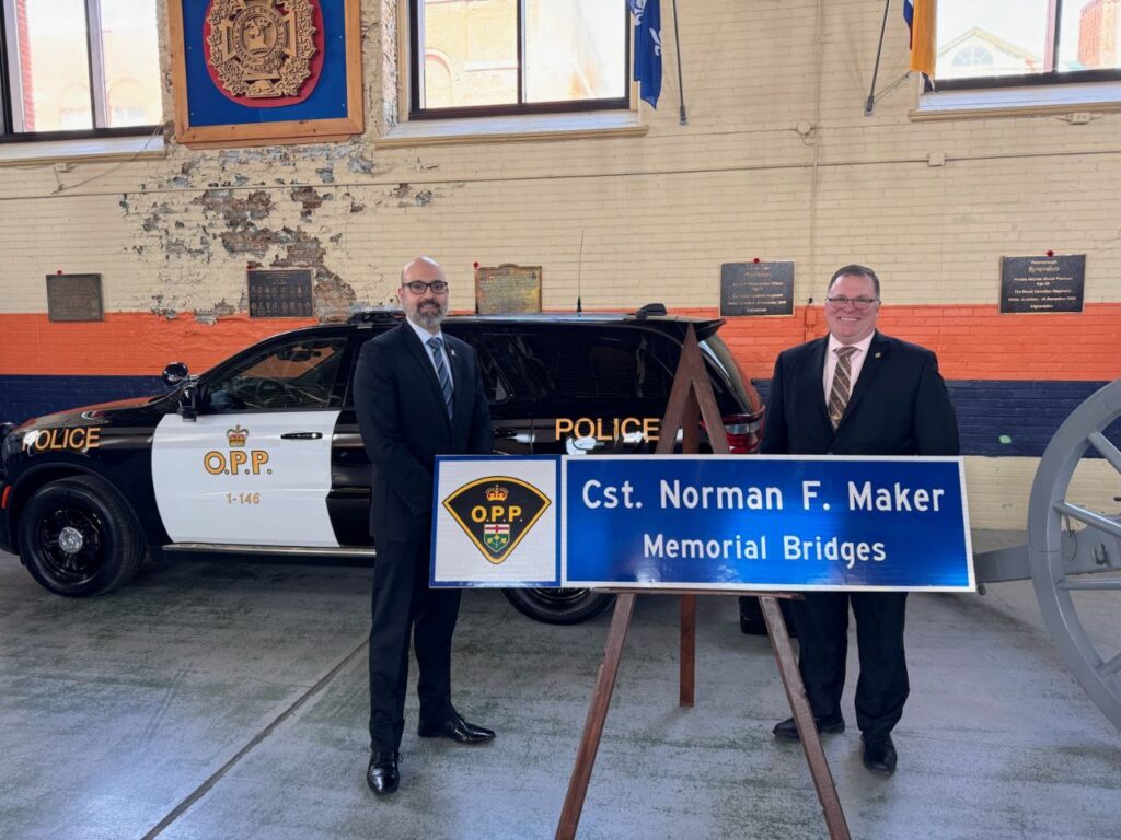 OPPA Vice President David Sabatini and OPPA 8 Branch President Rob Mahaffy at OPP Provincial Constable Norman F. Maker Bridge Dedication